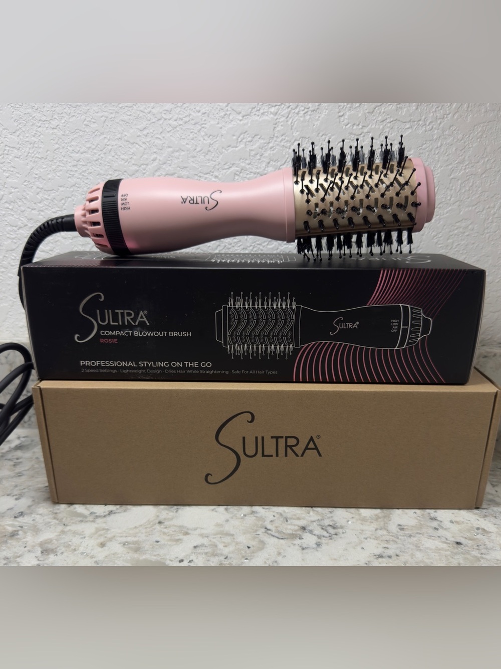 Sultra Compact Blowout Brush, Color Rosie, Brand New